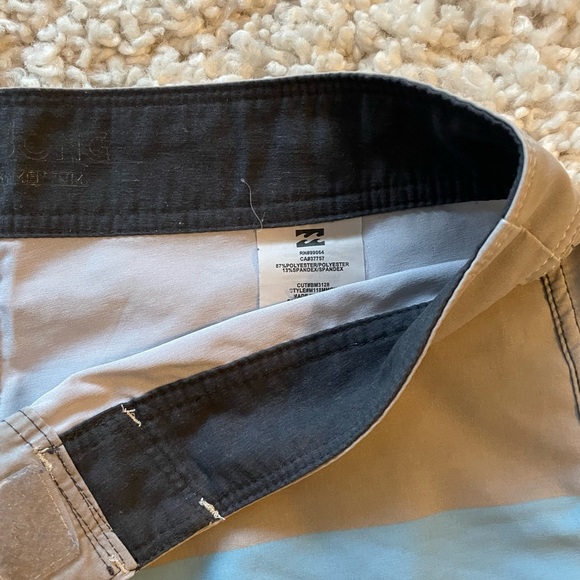 Billabong Board Shorts - Picture 3 of 3